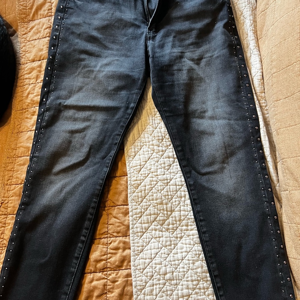 KanCan Black Skinny Jeans with Studded Detail - Picture 2 of 5